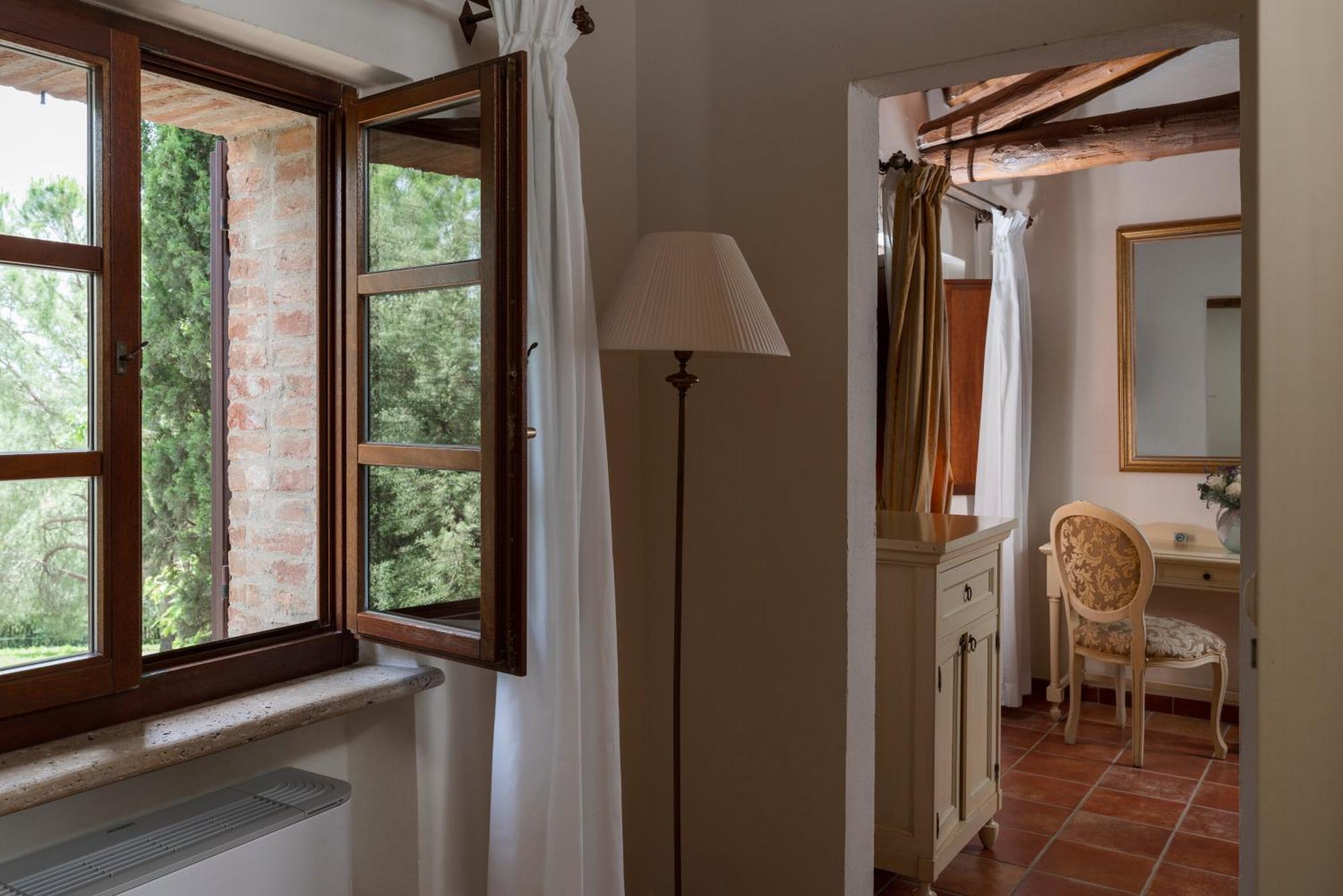 Castello Di Leonina Relais - Adults Only Hotel Siena Eksteriør billede